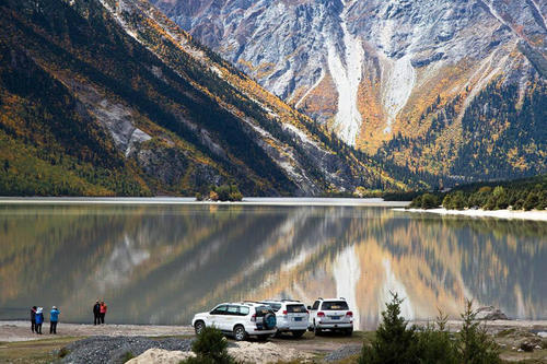 川藏线上的老司机，为何都会向窗外丢一根烟，看完之后令人叹息