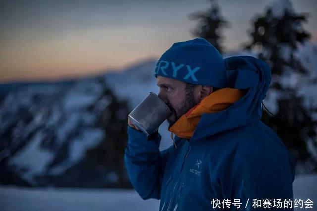 『中年』被安踏收购的“中年品牌”始祖鸟,为何会受到Virgil的青睐