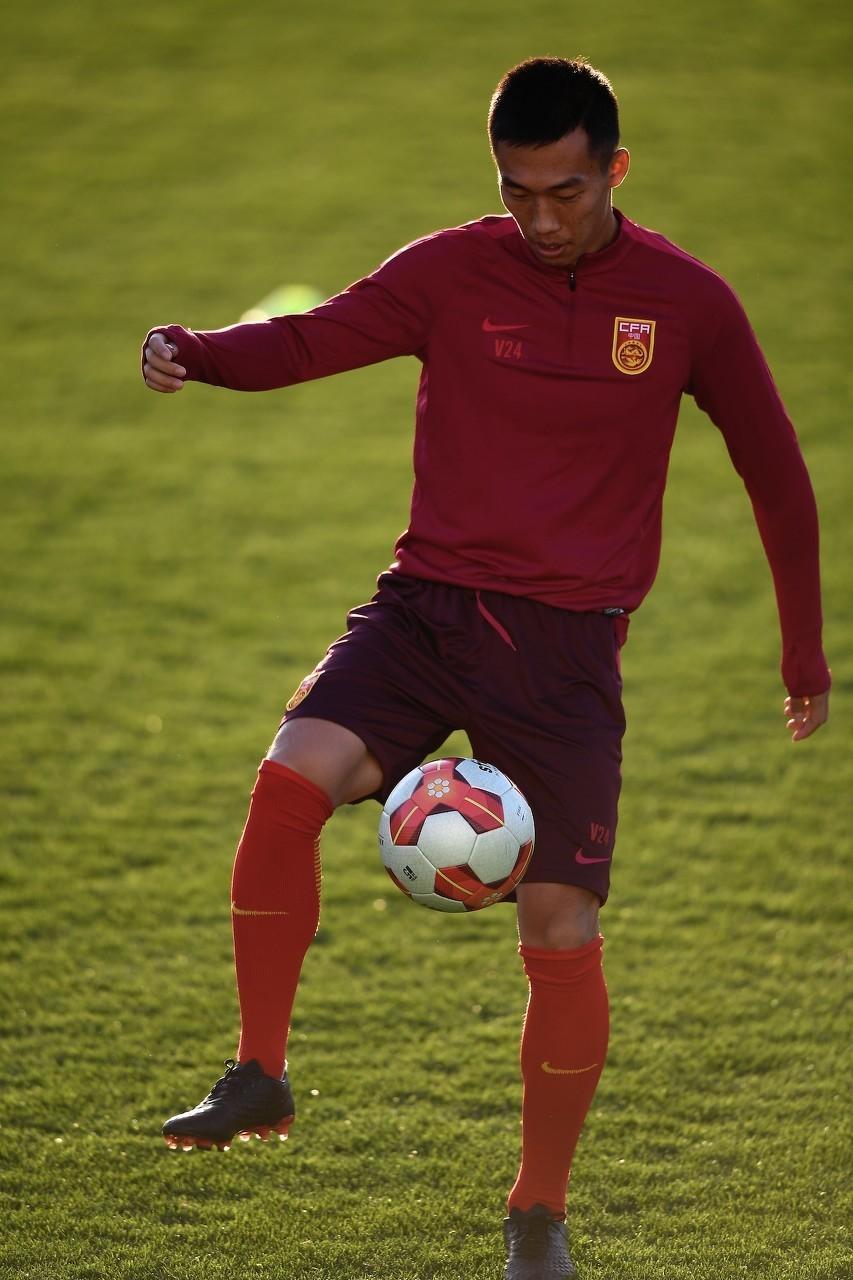 国足球员基本功为什么这么差?他的一句话让球