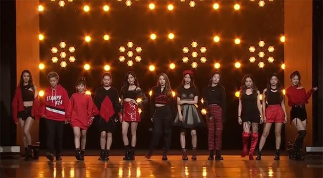 火箭少女红黑配参加跑男，孟美岐吴宣仪炫腹，美云奥娟却入了秋