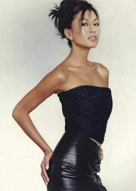 丈夫是整容医生，他“一气之下”把妻子整成了心目中的完美女人！