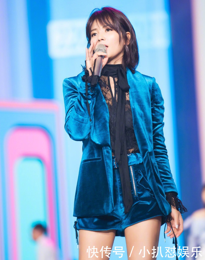 谁说刘涛胖的,逆天细腿让人都看傻了,网友:这腿我是服气的!