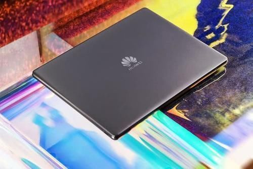  『占比』国内占比超六成的Windows7退了，国产系统界面比Win10好看