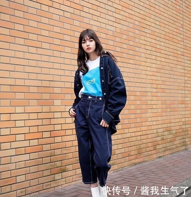 『Shirt』T-Shirt与牛仔裤的5大搭配重点公开,令你一秒变街头时尚达人