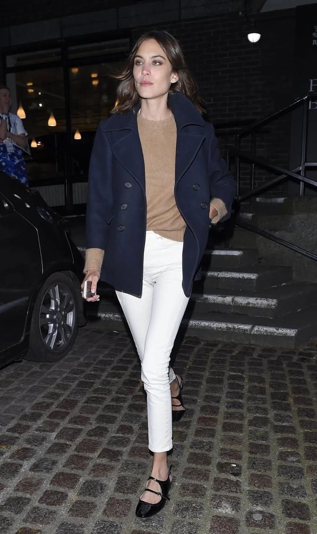  #出场#种草鹅｜又到了穿玛丽珍的季节，有请艾玛罗和钟小姐出场