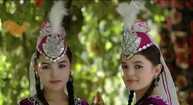 新疆的维吾尔族不能和汉族通婚吗？听完维吾尔族女孩回答就知道了