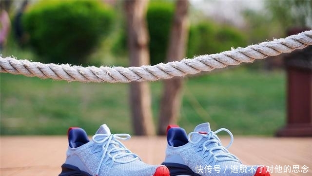 喜欢■米家运动鞋4来袭,出色的颜值和工艺,超高的性价比,来一双吗?