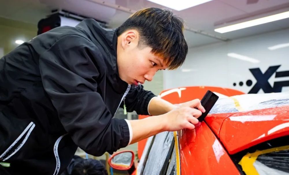 『卡宴』保时捷卡宴Coupe 装贴XPEL LUX PLUS系列漆面保护膜