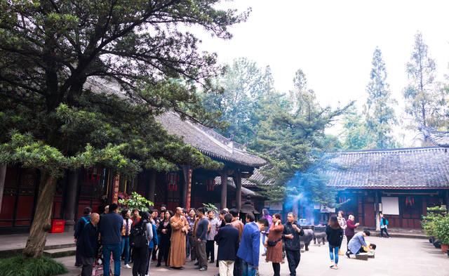 这才是真正的寺庙,距今1400年历史从不收门票,康熙曾御赐金匾