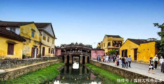 中国游客实拍越南农村人赶集，看看这里的环境如何
