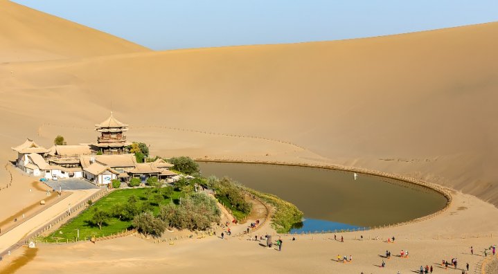  【救活】世界最美沙漠泉水，中国花19亿把它救活，其壮观程度让