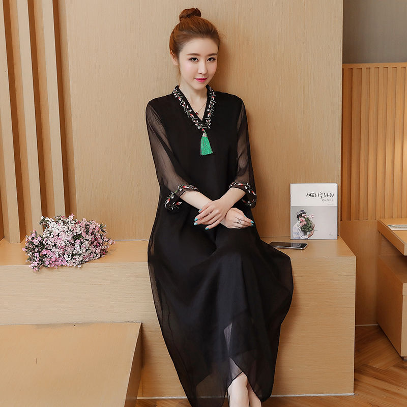 女人再穷也要有一款上档次的连衣裙，时髦长裙，穿上美足一夏季