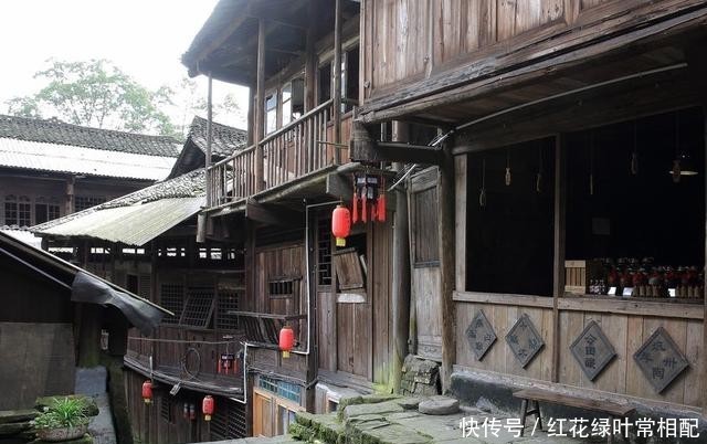  高庙古镇■四川颇具特色古镇，景色不输丽江、凤凰，就隐藏在峨眉山后山