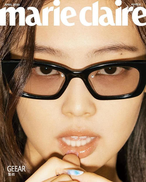 『亲自』BLACKPINK人间香奈儿Jennie亲自设计的银镜也太时尚了！