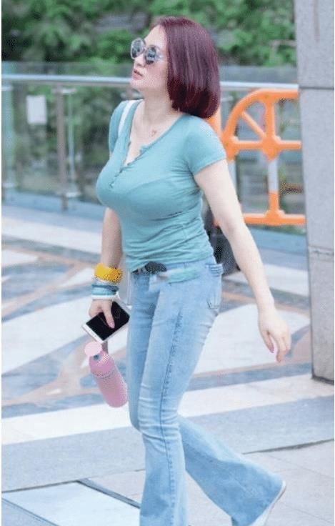 皎若|潮流小姐姐皎若秋月,优雅又气质,绽放柔情似水的气质!
