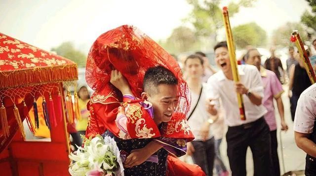  烦恼：农村五十六十多岁的老人，最担心的不是养老。 这才是最大