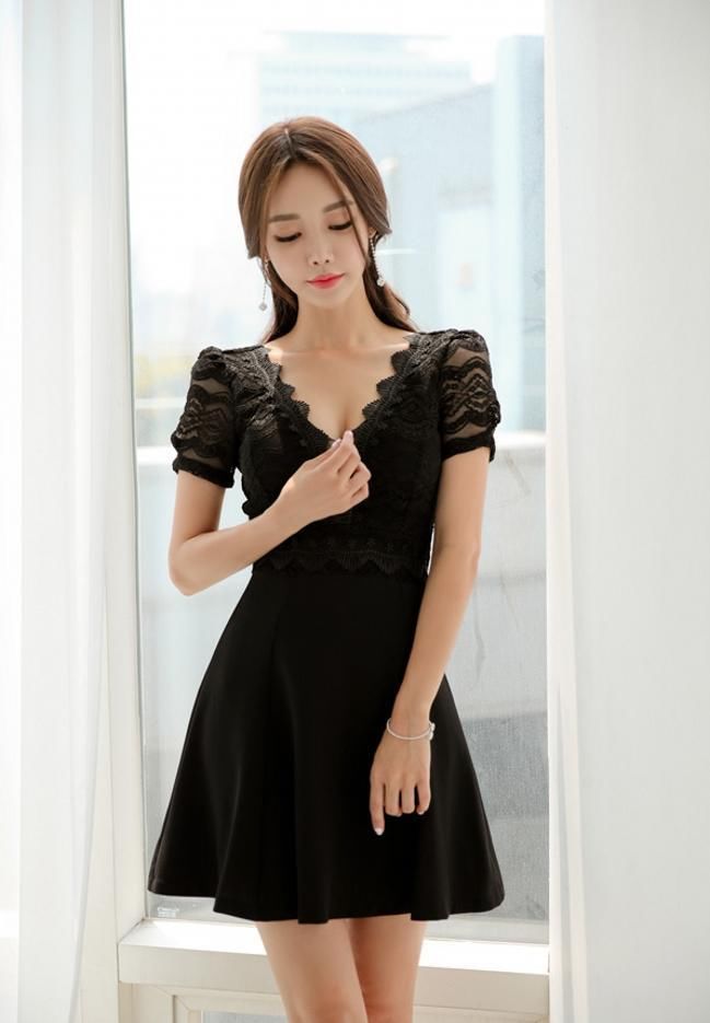 人像摄影:通过姑娘飘逸的长发,展现姑娘的婉约清爽