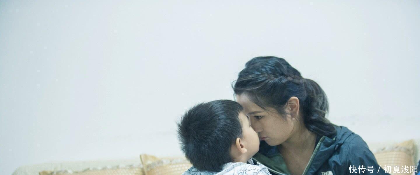 何洁勇敢公布恋情后还怼粉丝, 再也不相信婚姻却继续着恋情