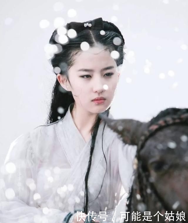 「全网」国风造型太挑人:佟丽娅杨超越惊艳全网,汤唯孟美岐却被骂爆丑