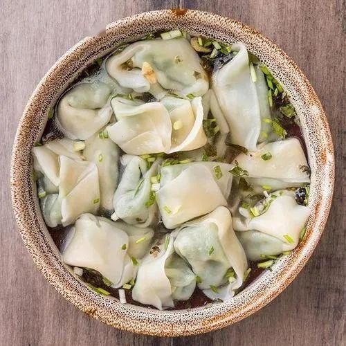  『荠菜』又是一年春食时！春天里的江南人，是如何把“鲜嫩”吃得出神入化的？