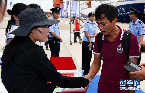 “三沙2号”交通补给船首航永兴岛