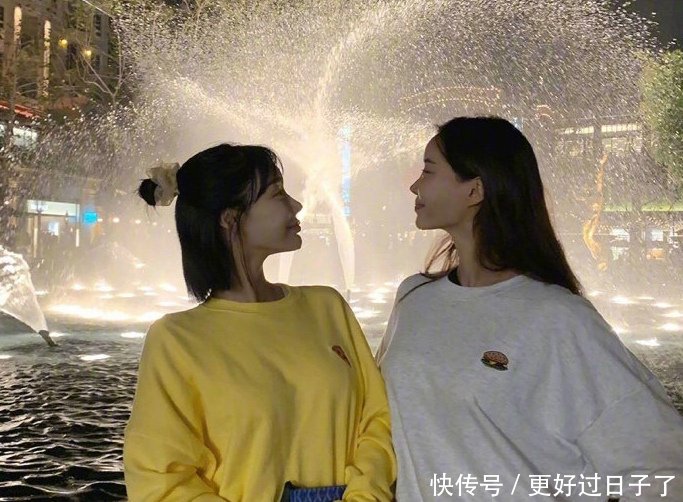  『闺蜜』春季必做的一件事！和姐妹穿上美美的闺蜜装，一起增加回头率