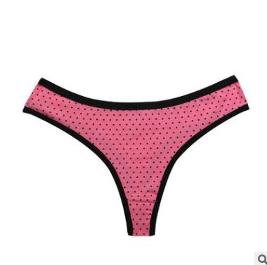 夺人心目的蕾丝丁字裤，女人都爱穿，男人看了脸都红