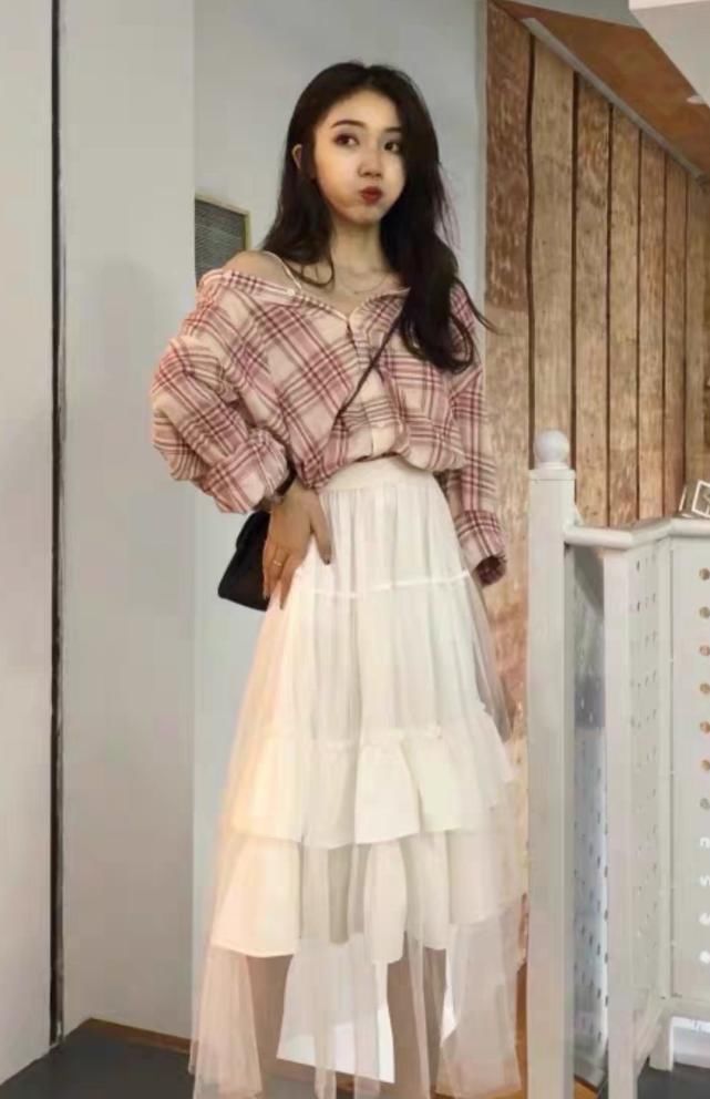  『女生』建议女生：春季穿“可盐可甜”的连衣裙，准能让你切换到女神模式