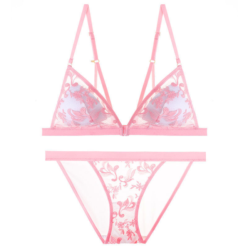 大热天女人别戴文胸，热得要死，看上海女人这样穿着，看得我脸红