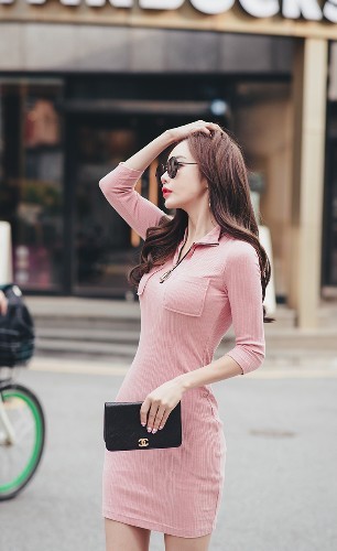 街拍霸气性感墨镜小姐姐，身材迷人，一般人真hold不住