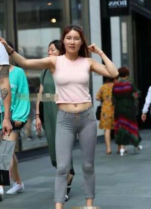 专为时尚女王量身打造的打底裤，让你美出自己的高度！