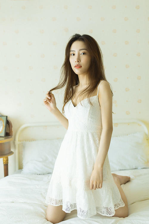 抿起下巴凸起的“小颗粒”和痘痘,究竟是什么?不除掉会很严重