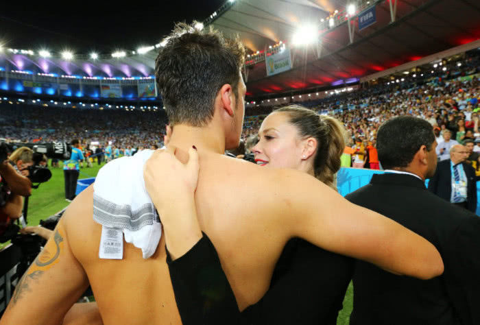 世界杯德国队输了比赛,却把矛头对准了球迷,厄