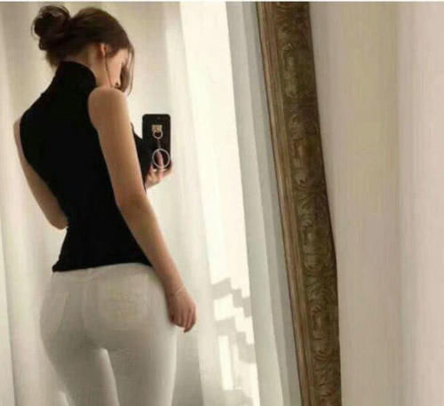 时尚喇叭裤,掀起一股复古浪潮!