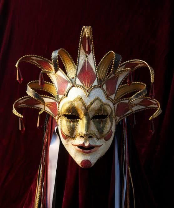 政坛侠客韩国瑜为何不公开表态参选2020?等