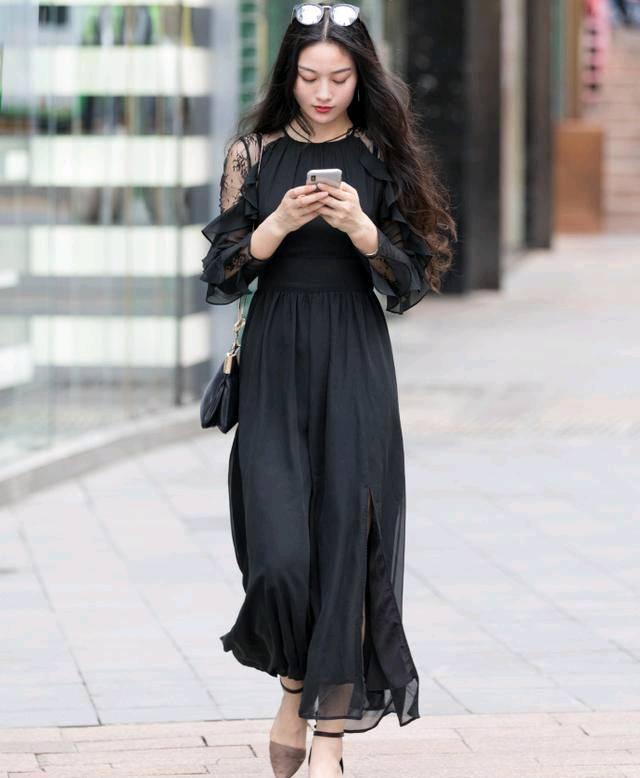 街拍:几张唯美的小姐姐照片,淑女气息你喜欢吗?