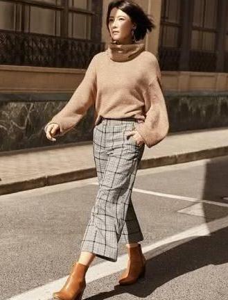 38岁女神高圆圆剪短发，清新减龄不俗气，网友：明明只有23岁