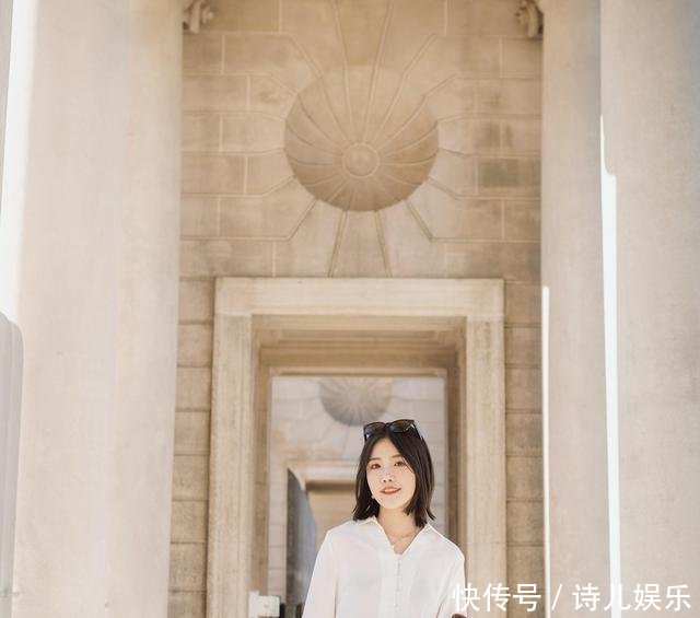  [整套衣服]穿搭总是太平淡，试试这些小技巧，轻松穿出时尚感