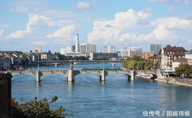 「参展费」劳力士:“要钱,还是要命?”
