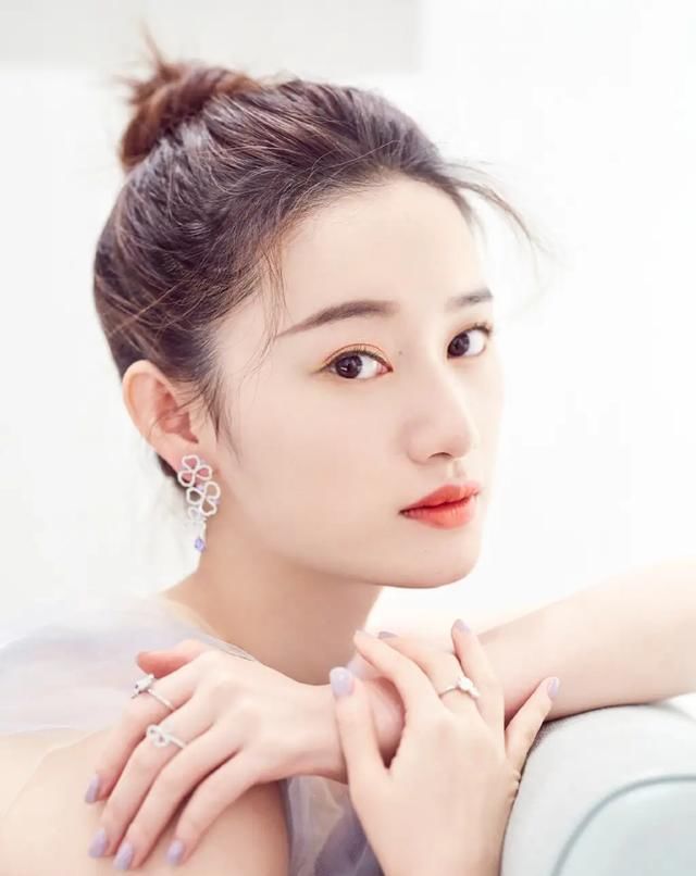  特别：闲情逸致: 庭院花香香几许，良辰美景岂虚度