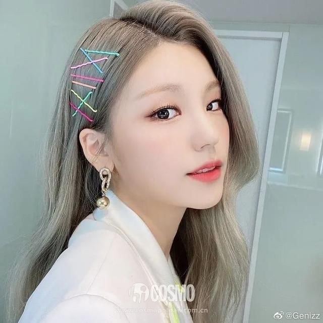  模式■美人计 | 女爱豆已开启变色龙模式，我挑了4个颜色准备造作