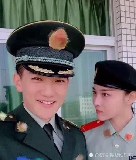 张馨予刚宣布婚讯，就有网友晒出负面消息，新郎发声护短太暖心！