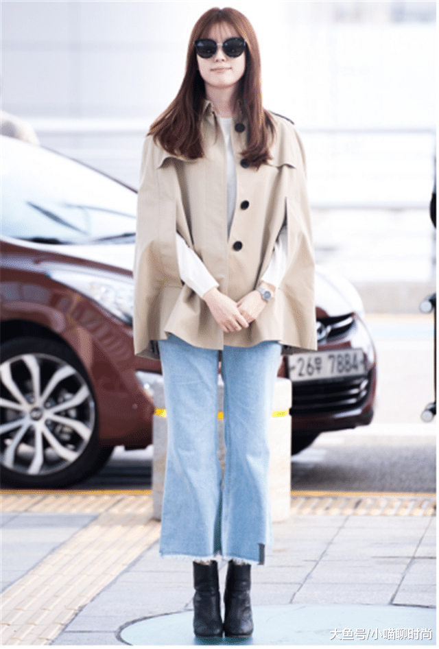  女生@你适合短靴还是长靴身高决定靴子的长度，150的女生适合第2种！