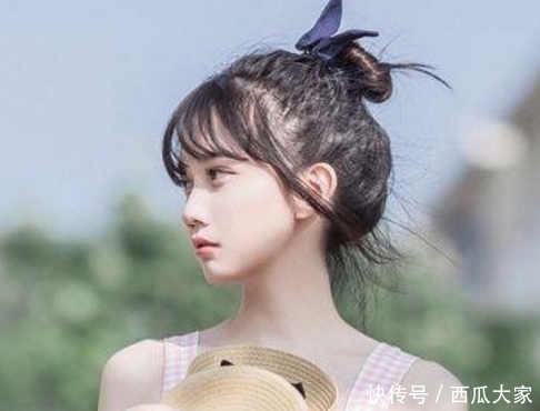 「清爽」适合学生党的两种韩式扎发发型, 干净又清爽
