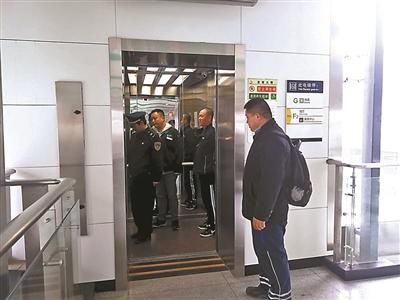  『电梯』门头沟：严查电梯维保单位为复工复产排隐患