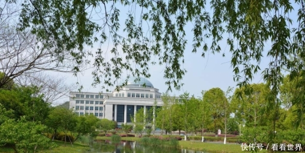 我国干净度最高的三座城市，杭州也仅排第三，首榜就连日本也认同
