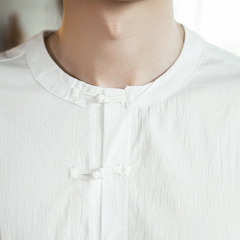 唐装过时了，中国“道士装”悍然来袭，瞬间秒杀一众名牌