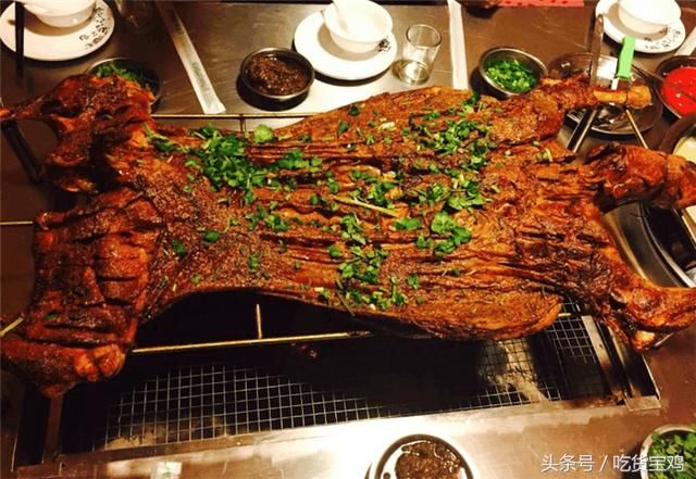 中餐和西餐的区别在哪里?瞧瞧外国人怎么说,他