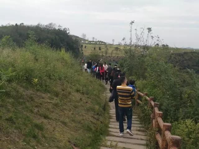 #旅游度假区#春游到南充,安逸得ban