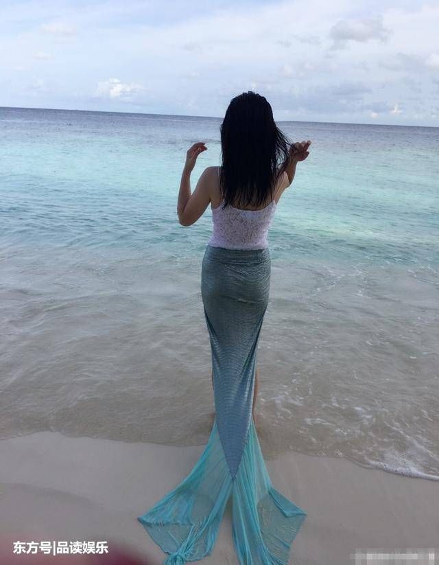 甜美玉女杨钰莹改走了性感风，让人一时接受不过来!